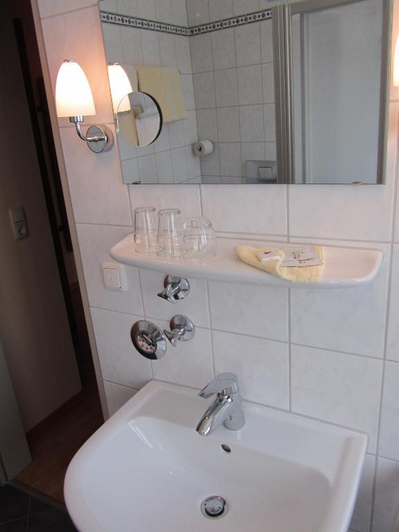 Hotel Gasthof Humplbrau 볼프라츠하우젠 객실 사진