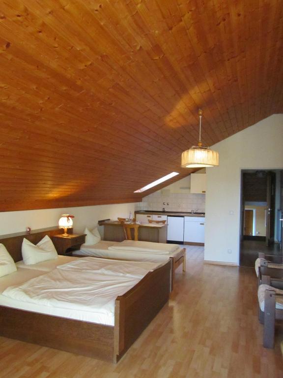 Hotel Gasthof Humplbrau 볼프라츠하우젠 객실 사진